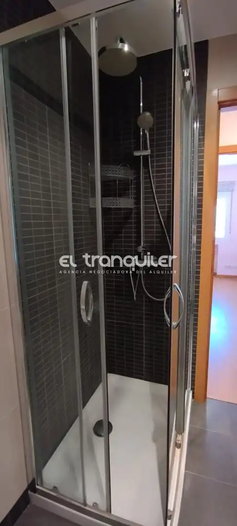 Bathroom of Flat for rent in Alcorcón  with Terrace, Furnished and Washing machine