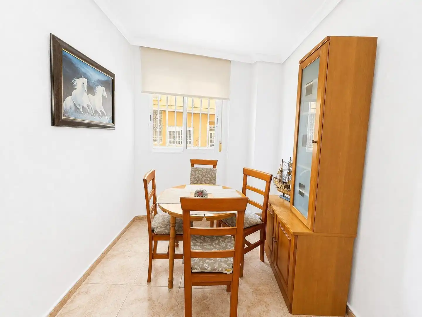 Comedor de Planta baja en venta en Torrevieja con Amueblado, Lavadora y Microondas