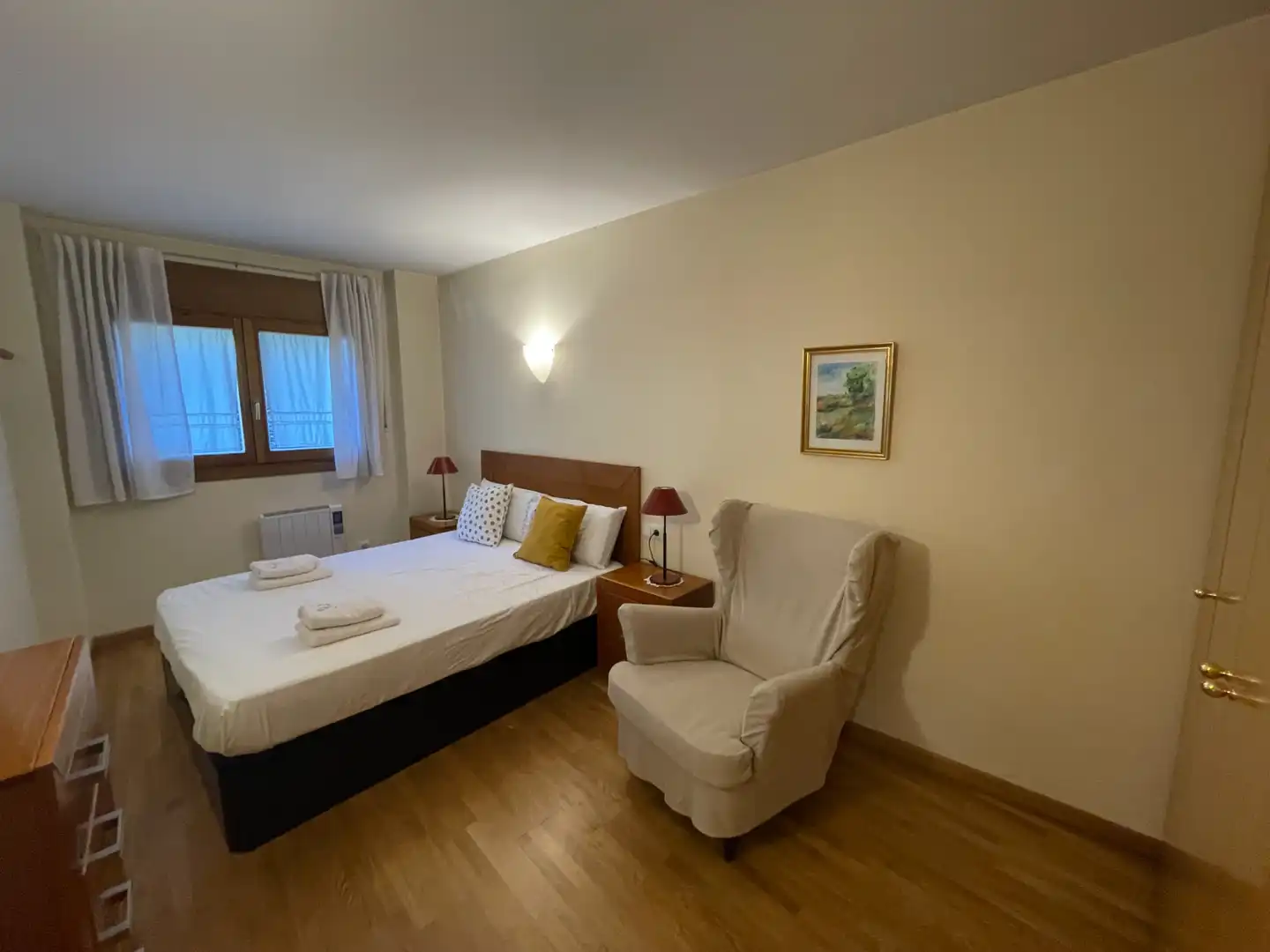Schlafzimmer von Wohnungen zum Verkauf in Vall de Cardós mit Heizung, Parkett und Möbliert