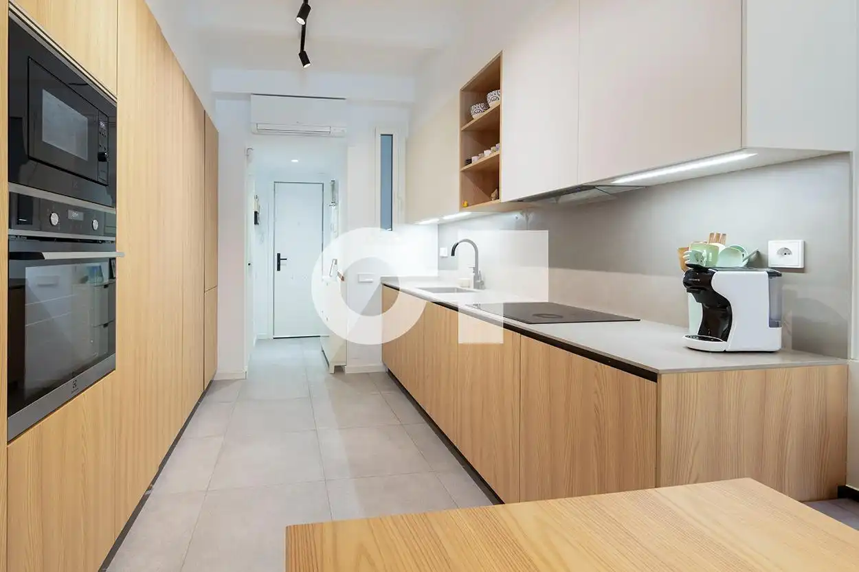 Cuina de Pis en venda en  Barcelona Capital amb Aire condicionat, Parquet i Terrassa