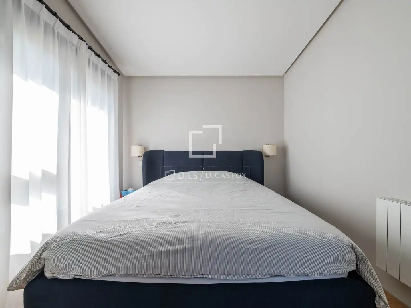 Schlafzimmer von Haus oder Chalet zum Verkauf in La Moraleja mit Klimaanlage, Heizung und Privatgarten