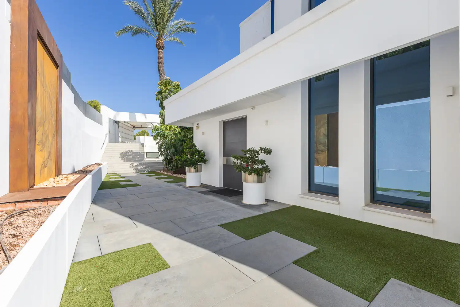 Exterior view of Houses for rent in Dénia  with Air Conditioner, Heating and Private garden