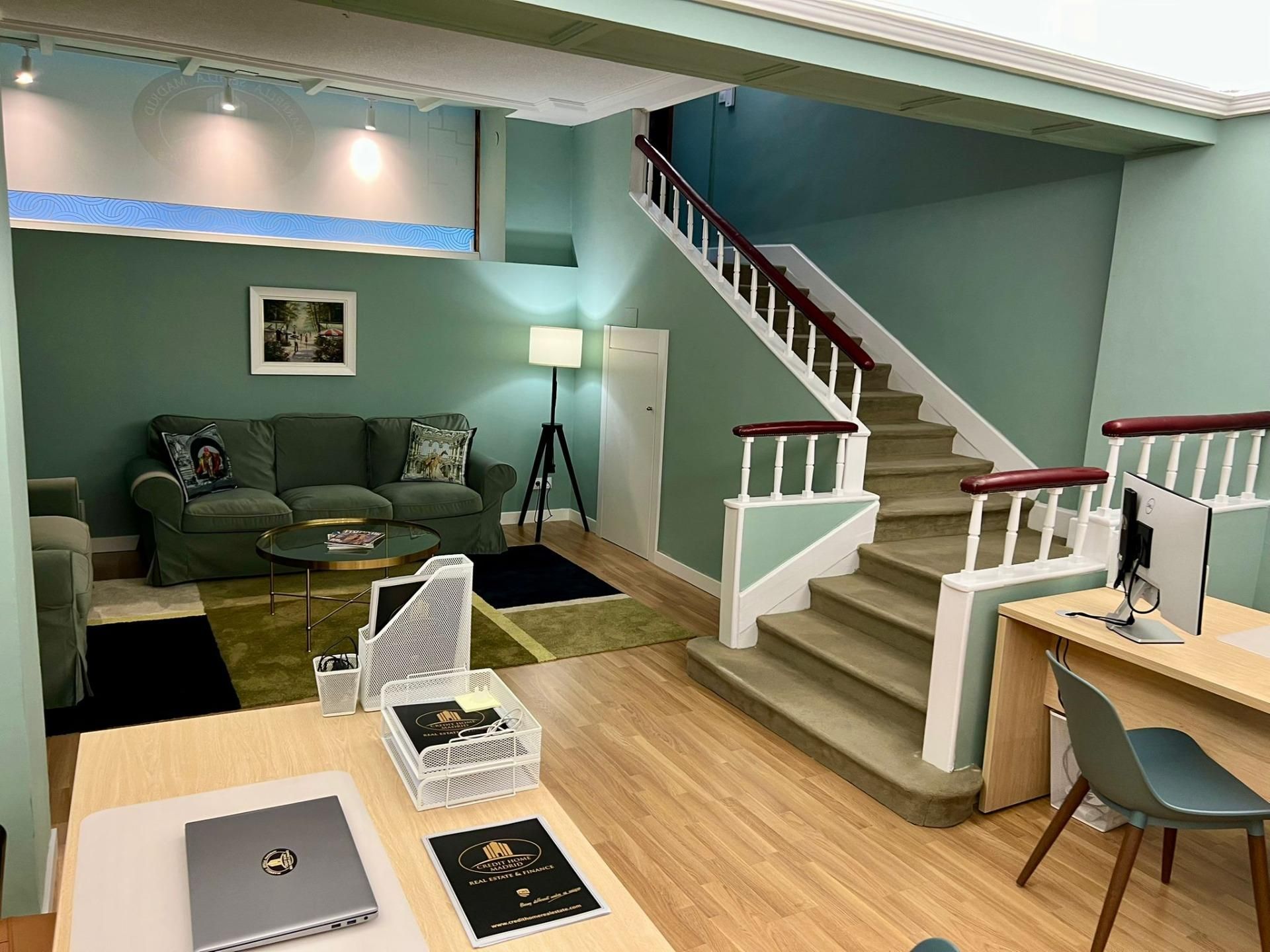 Living room of Office to rent in  Madrid Capital  with Air Conditioner