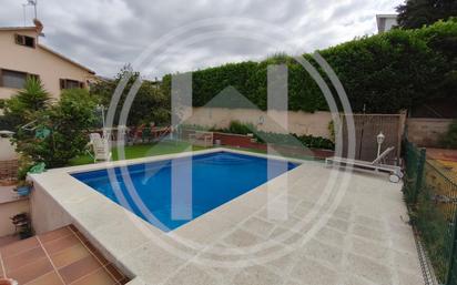 Swimming pool of House or chalet for sale in Cànoves I Samalús  with Air Conditioner, Heating and Private garden
