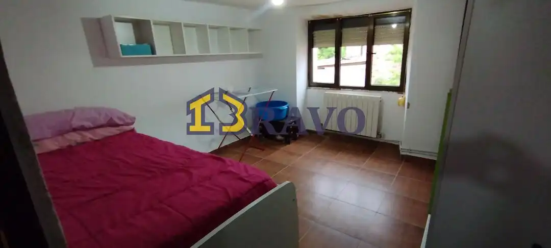 Bedroom of Houses for sale in Merindad de Cuesta-Urria  with Heating and Storage room