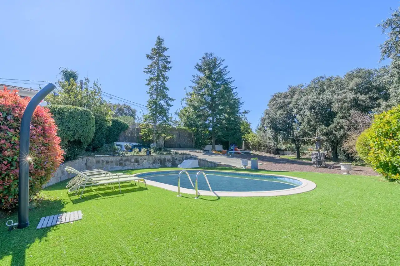 Piscina de Casa o xalet en venda en Castellnou de Bages amb Jardí privat, Terrassa i Piscina