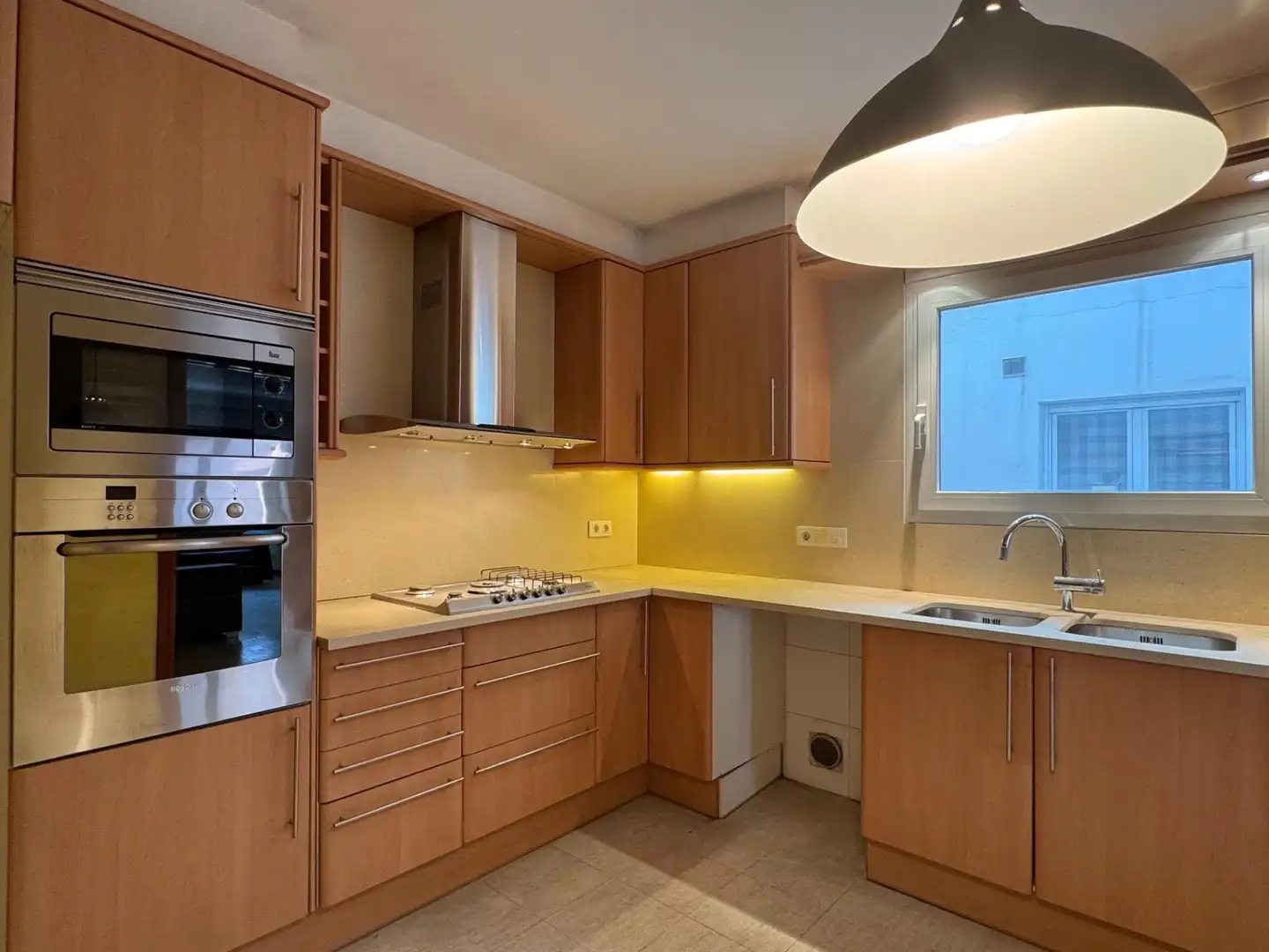 Kitchen of Attic for sale in Figueres  with Air Conditioner, Heating and Terrace