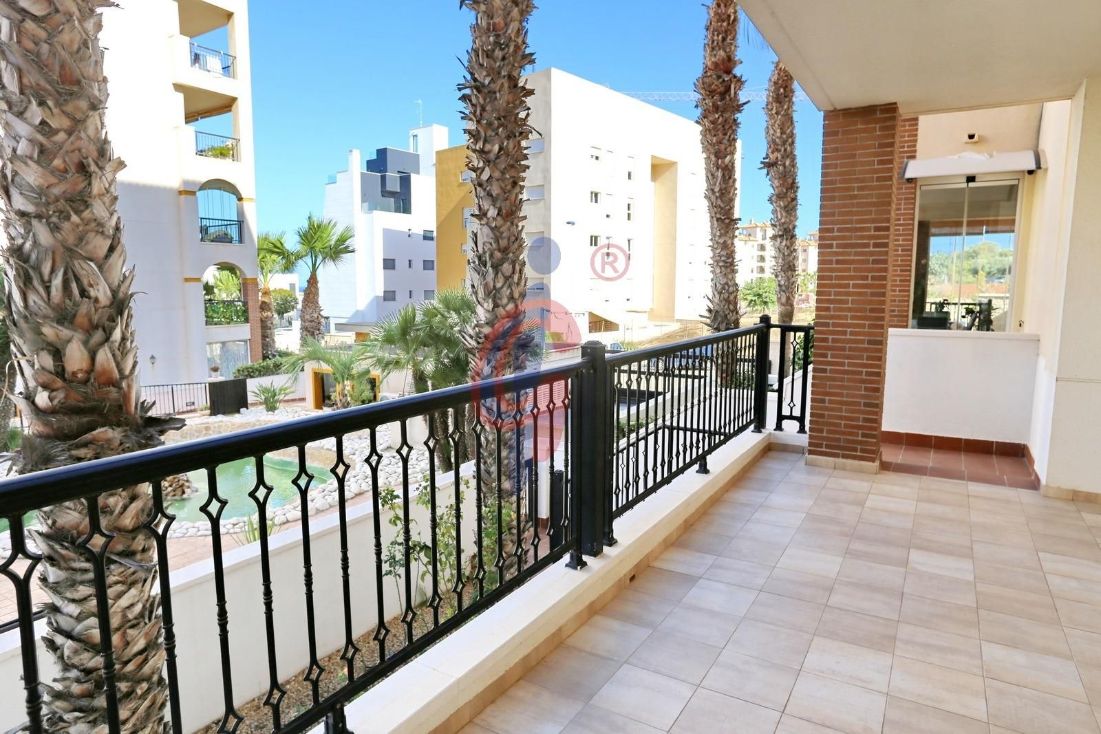 Terrassa de Planta baixa en venda en Guardamar del Segura amb Aire condicionat, Calefacció i Jardí privat