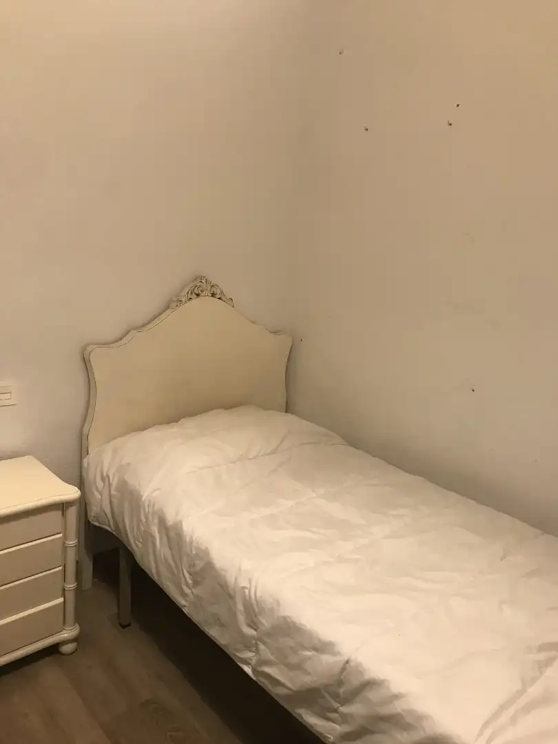 Bedroom of Flat for rent in Granada  with Terrace, Furnished and Washing machine