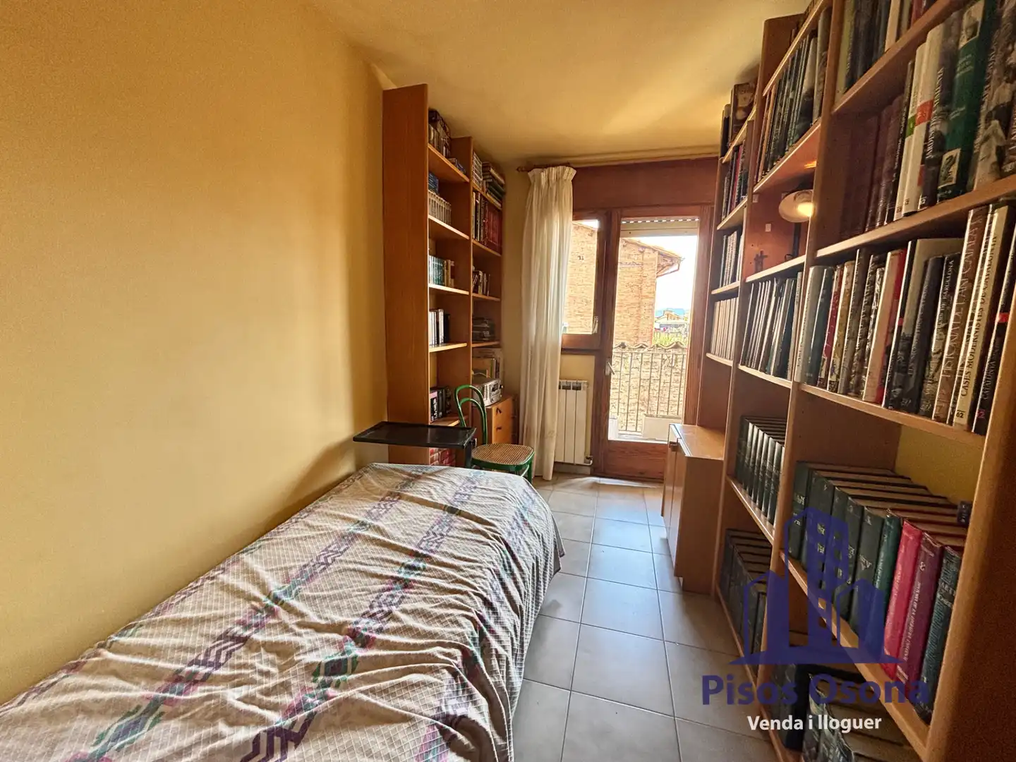 Habitación de Piso en venta en Vic con Calefacción, Amueblado y Horno