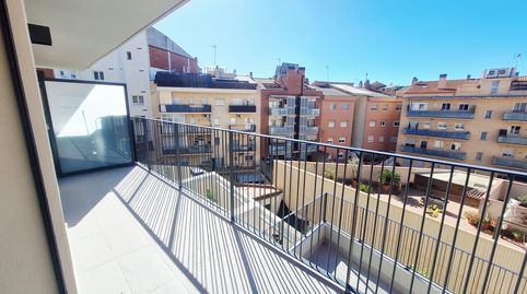 Foto 2 de Pis en venda a Carrer de Josep Ricart, Roses - Castellbell, Sant Feliu de Llobregat