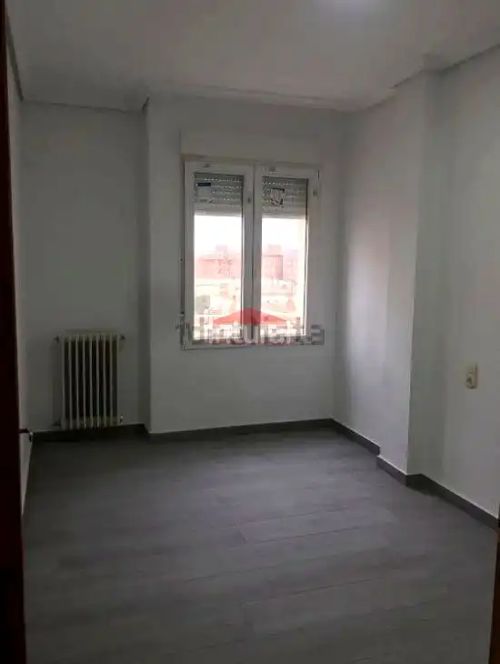 Dormitori de Pis en venda en Albacete amb Calefacció, Terrassa i Traster
