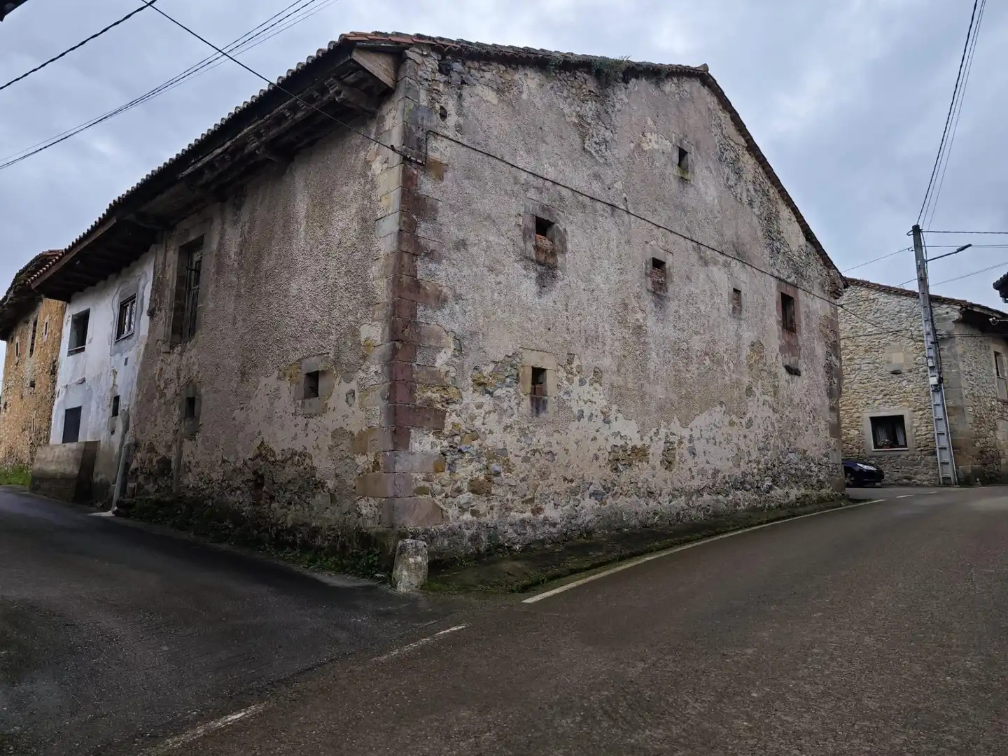 Außenansicht von Haus oder Chalet zum Verkauf in Udías