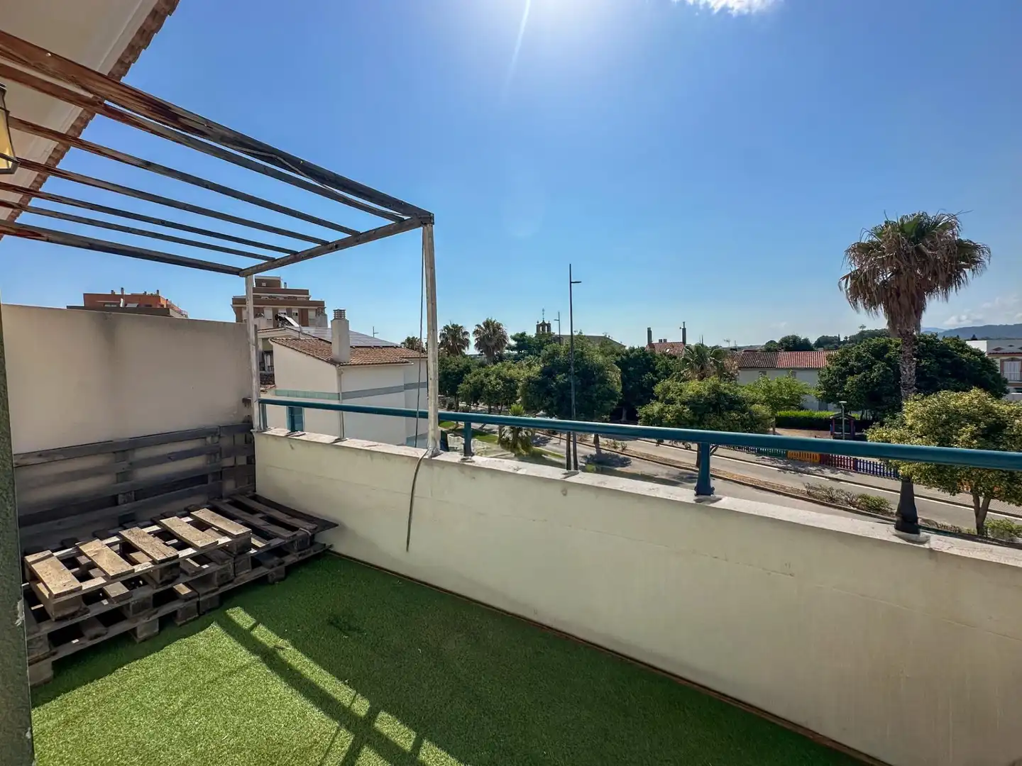 Terrasse von Einfamilien-Reihenhaus zum Verkauf in Gandia mit Gemeinschaftspool