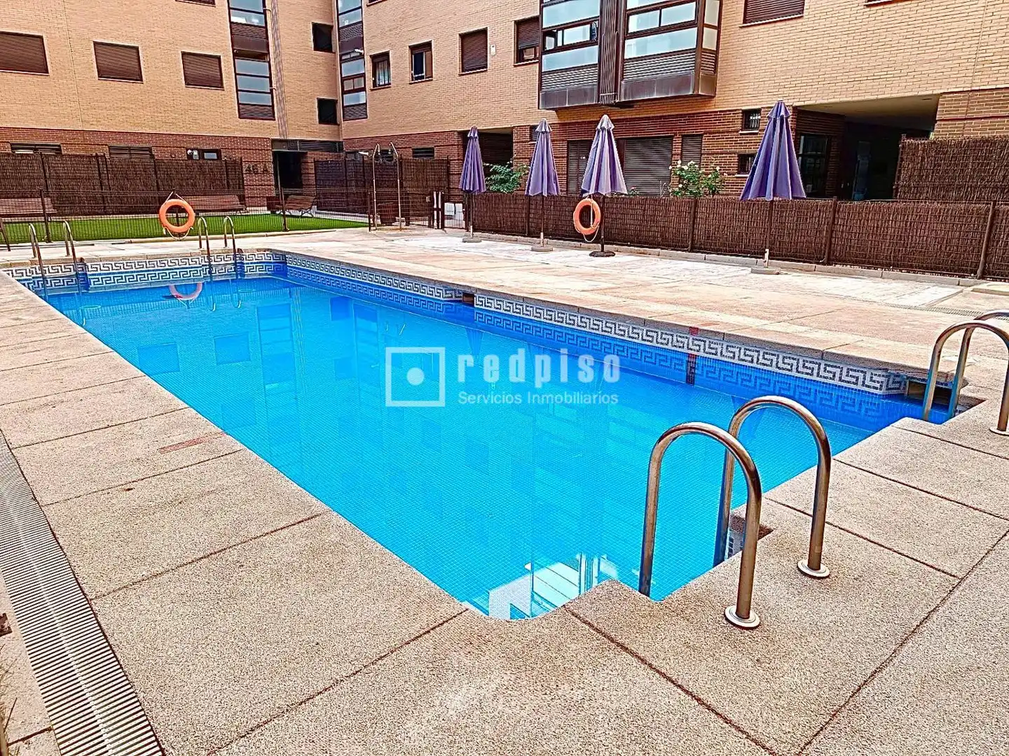 Piso con piscina en venta en de Isabel Clara Eugenia