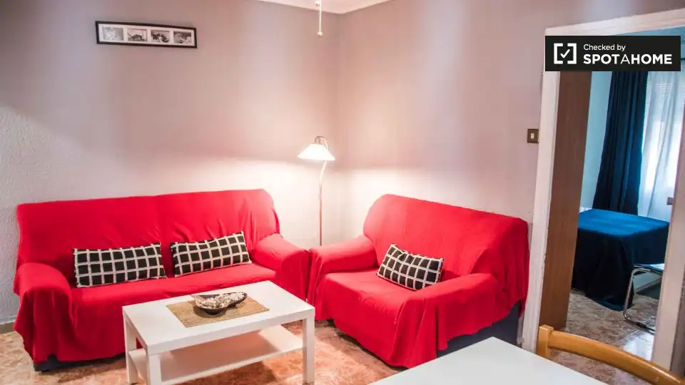 Living room of Flat for rent in Valencia  with Air Conditioner, Heating and Furnished