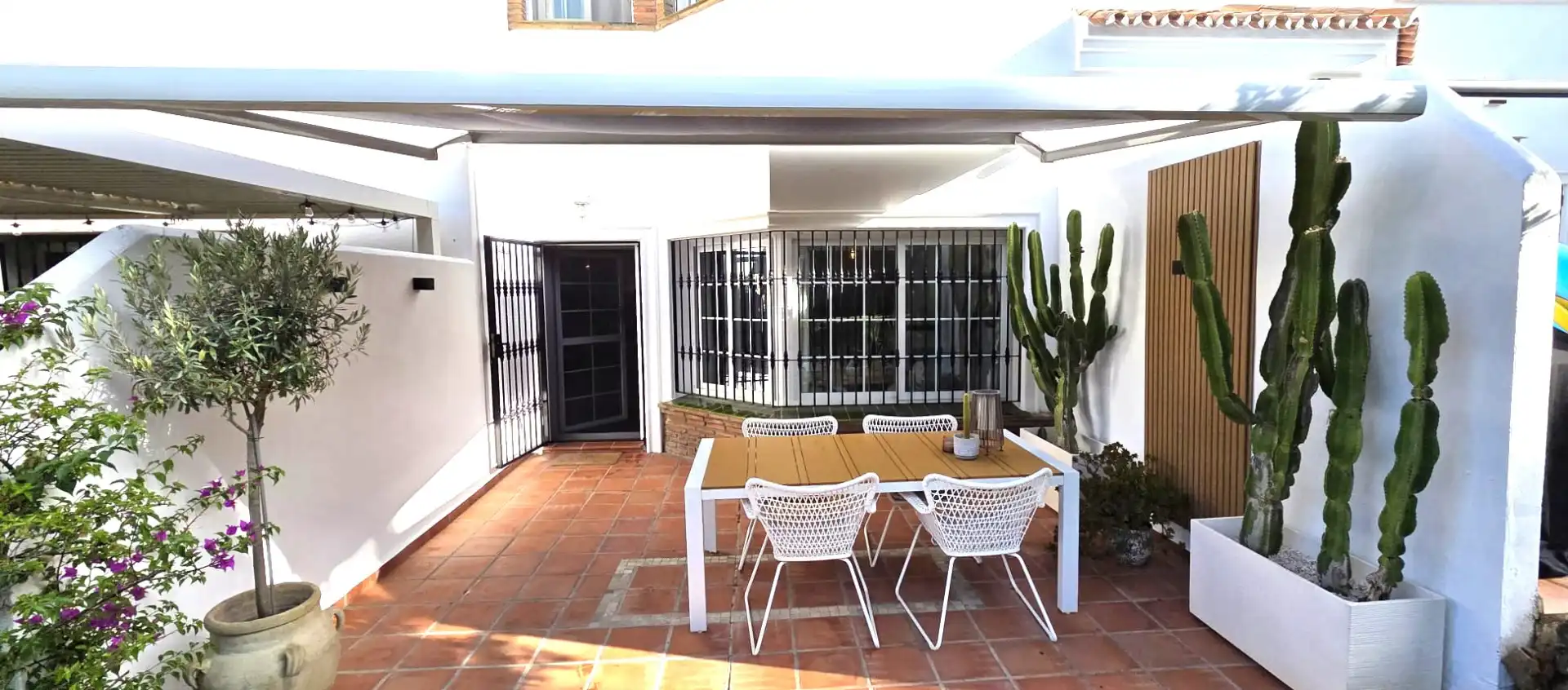 Terraza de Casa adosada de alquiler en Alhaurín de la Torre con Aire acondicionado, Jardín privado y Terraza