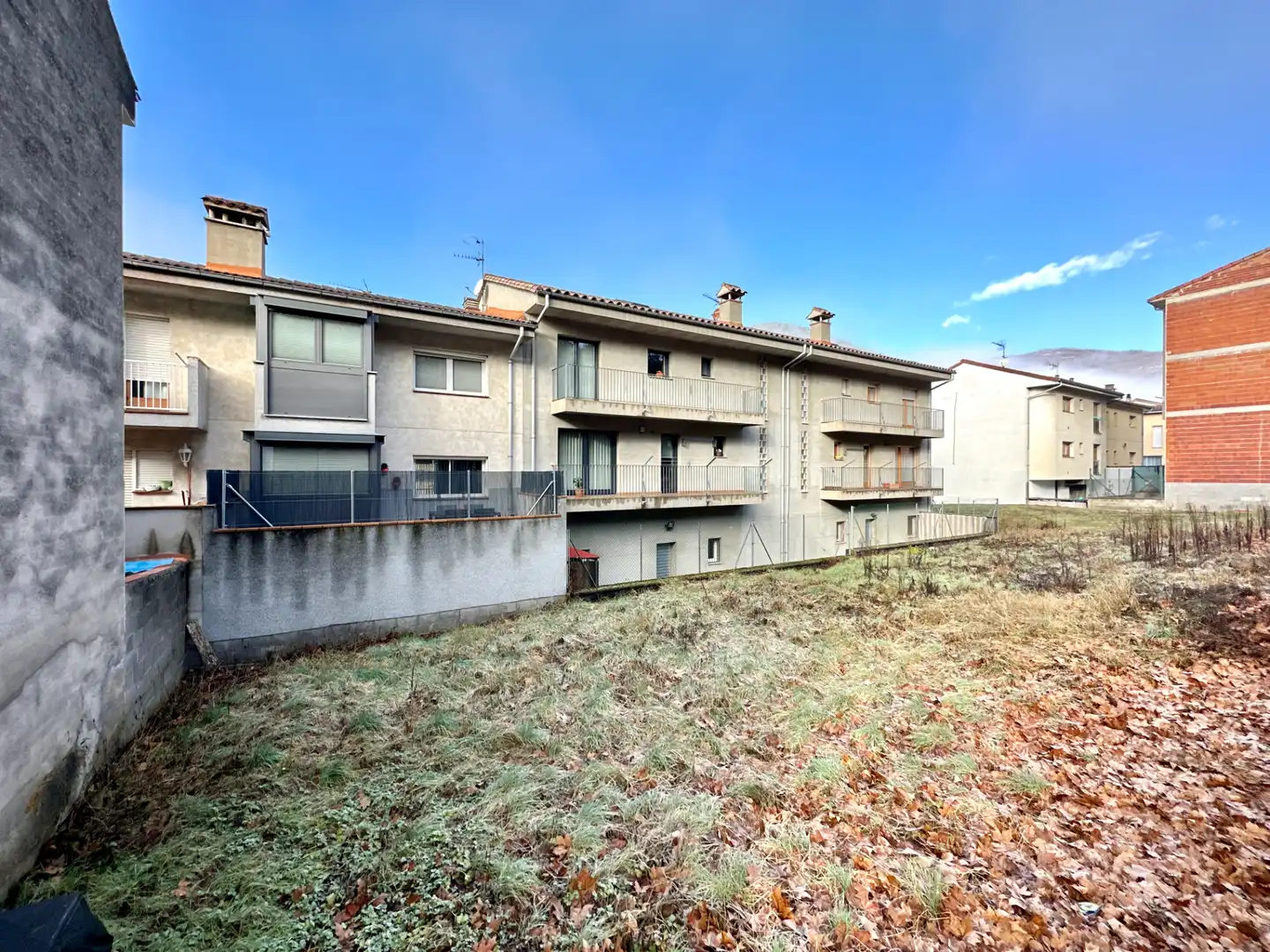 Vista exterior de Casa adosada en venta en Campdevànol con Calefacción, Terraza y Horno