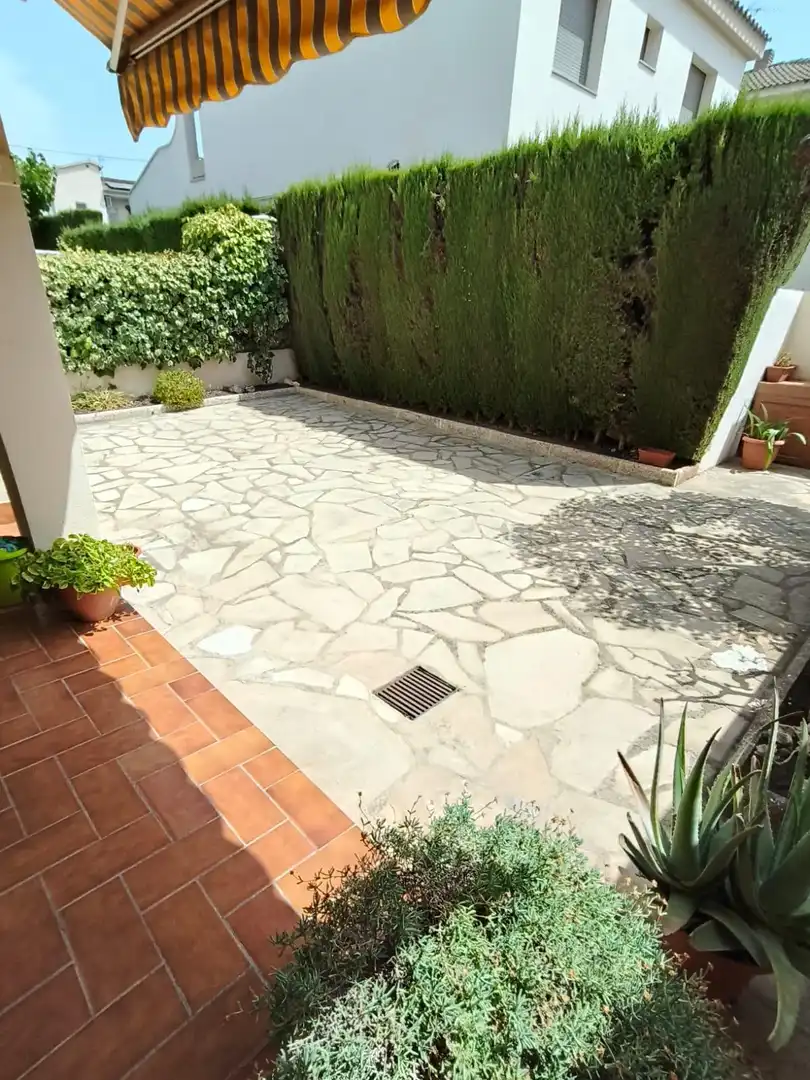 Adossat amb terrassa en venda a Olesa de Montserrat, imagen 6