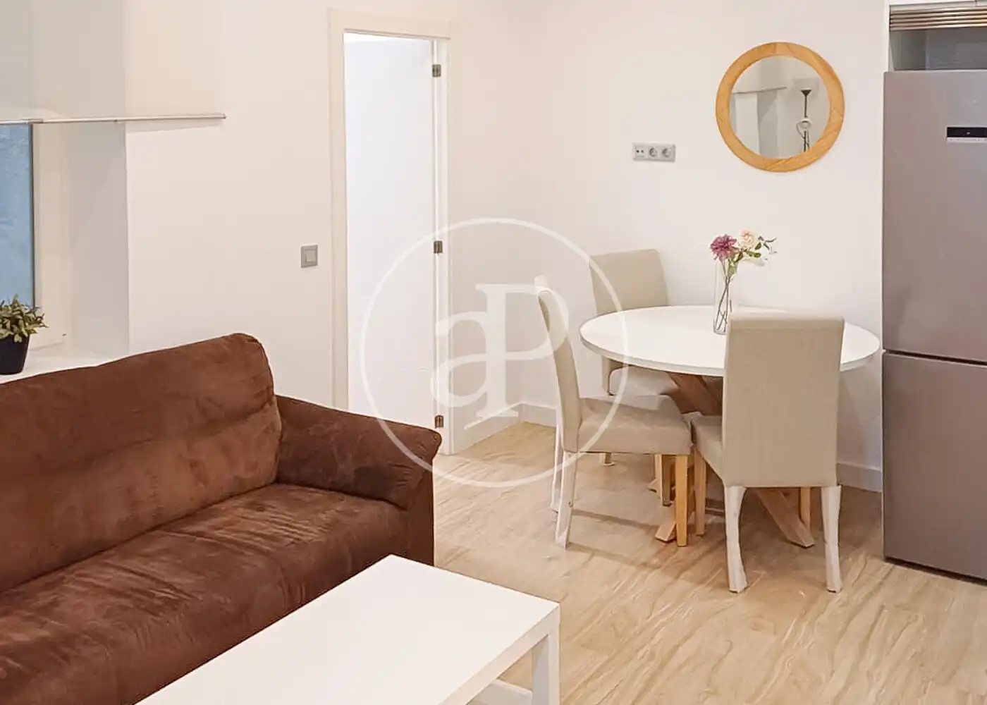 Living room of Flat for rent in Madrid  with Heating and Furnished