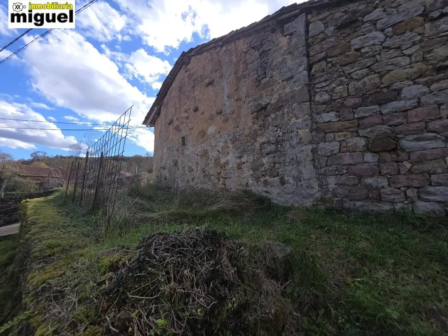 Vista exterior de Casa o chalet en venta en Herrerías con Jardín privado