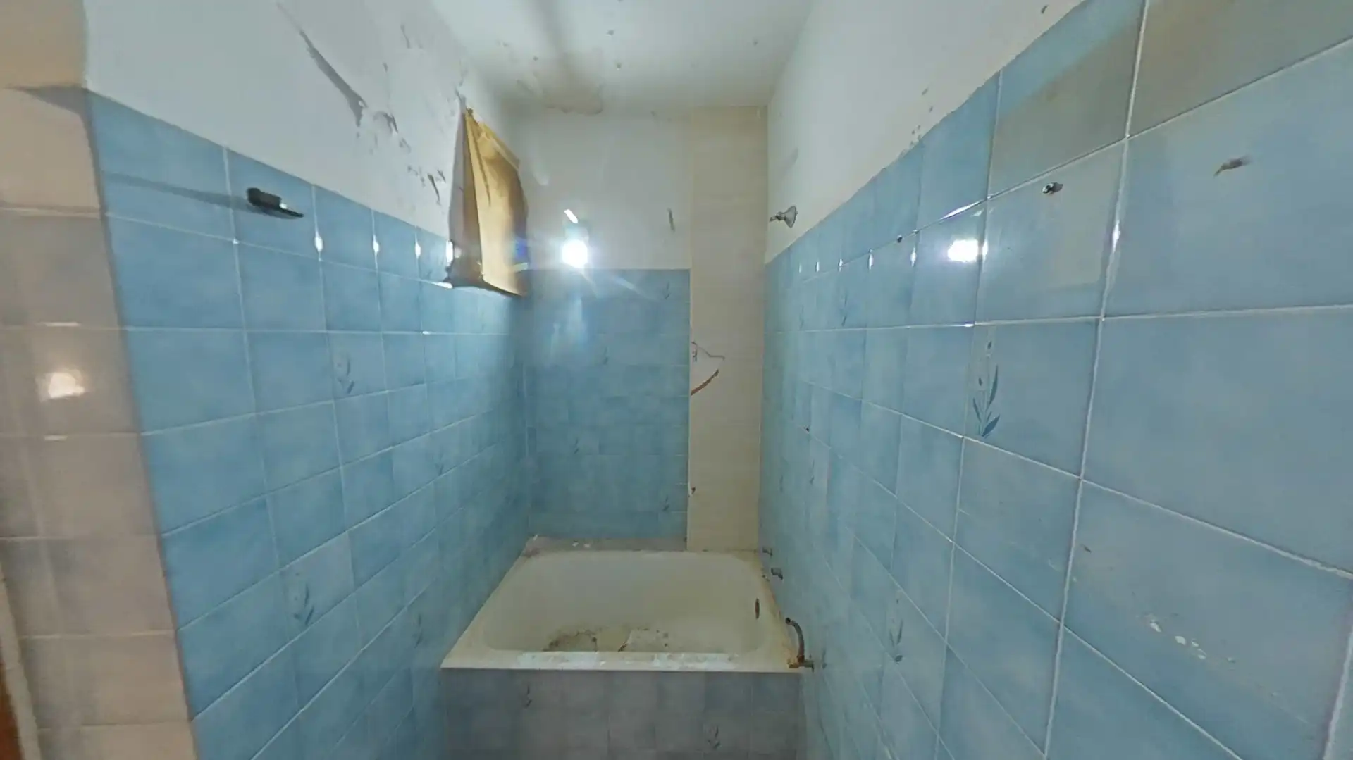 Badezimmer von Wohnungen zum Verkauf in Ontinyent