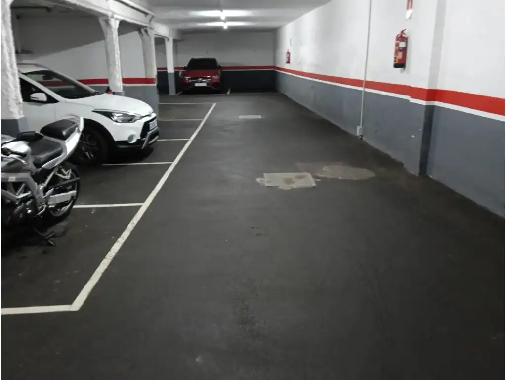 Aparcament de Garatge en venda en Barcelona