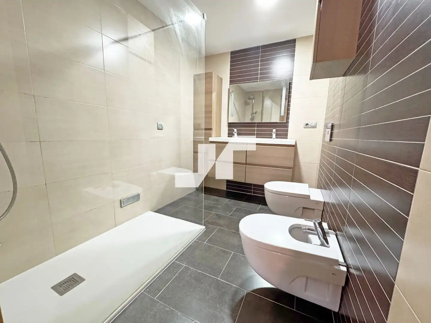 Badezimmer von Wohnung zum Verkauf in Vila-real mit Klimaanlage, Heizung und Terrasse
