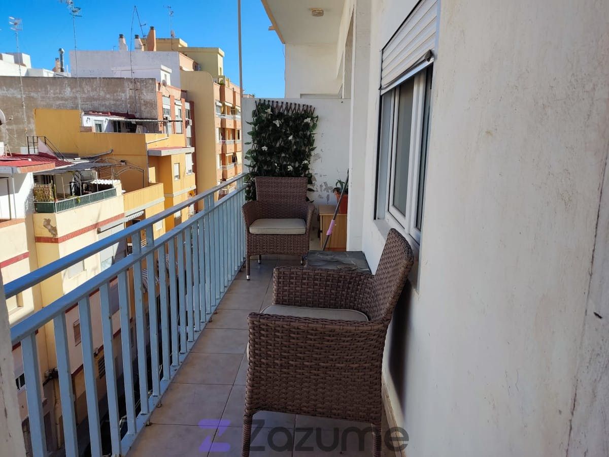 Terrassa de Pis de lloguer en Sagunto / Sagunt amb Moblat, Forn i Rentadora