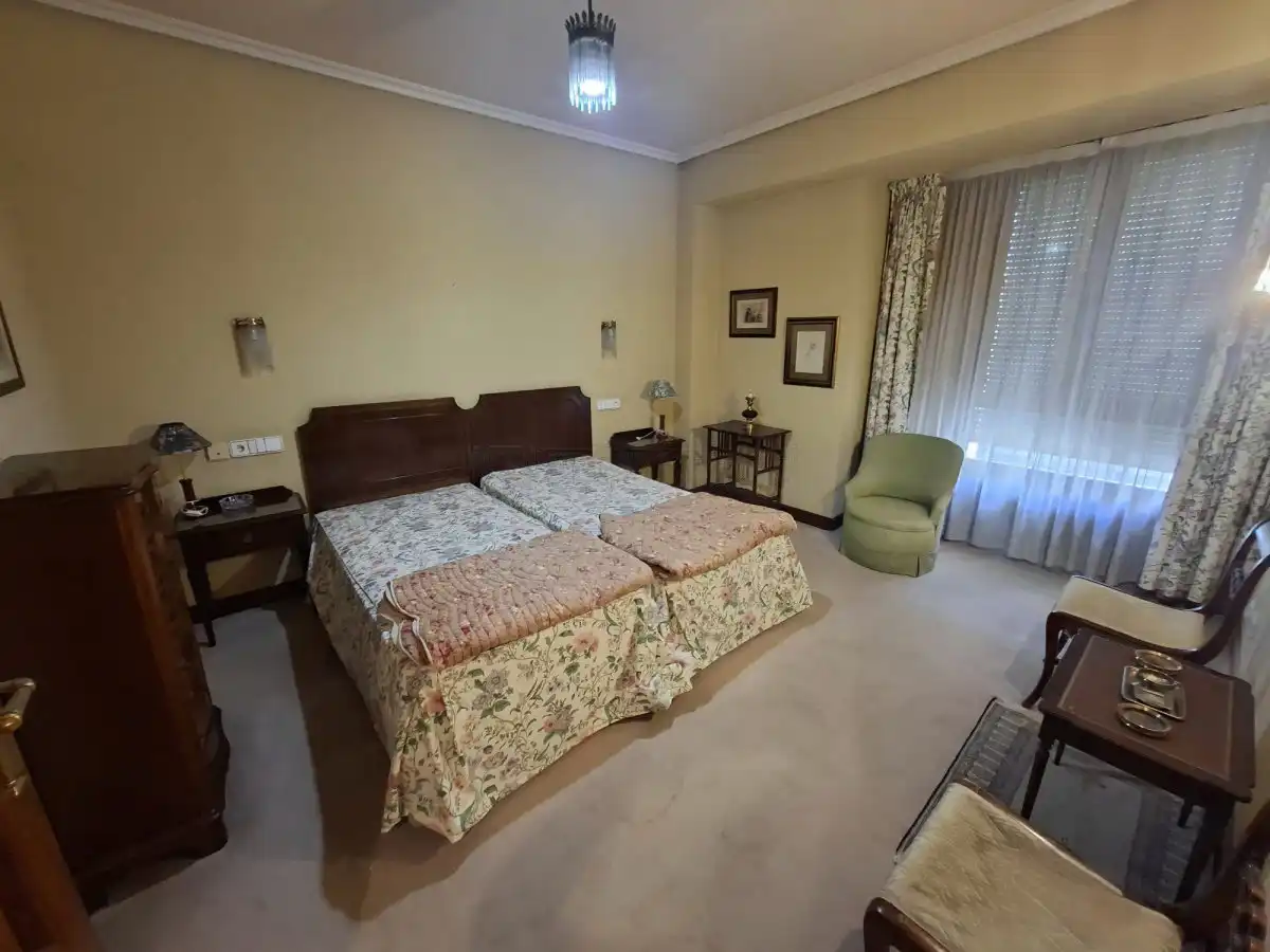 Habitación de Piso en venta en Vitoria - Gasteiz con Calefacción, Parquet y Terraza