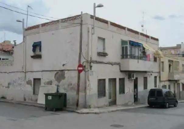 Vista exterior de Piso en venta en Plaza Castelar - Mercado Central