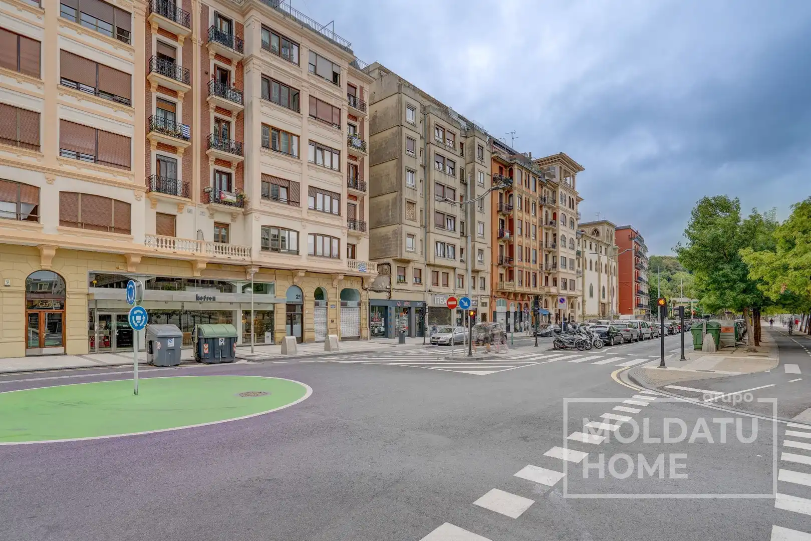 Vista exterior de Pis en venda en Donostia - San Sebastián  amb Calefacció