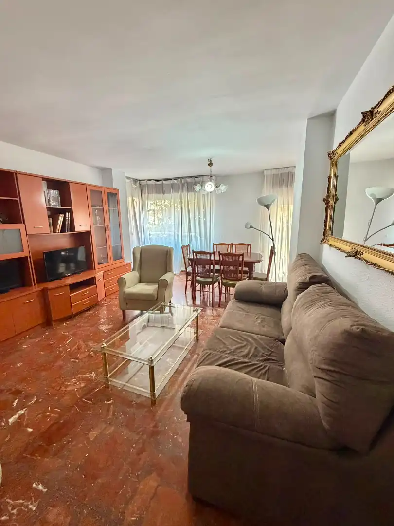 Living room of Flat for share in Jaén  with Air Conditioner, Heating and Furnished