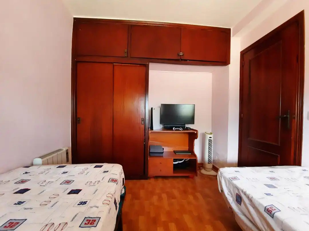 Habitación de Casa o chalet en venta en Escalona con Calefacción, Jardín privado y Trastero