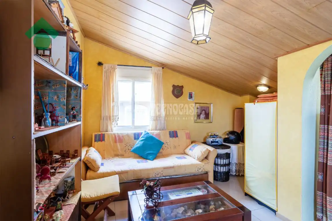 Sala de estar de Casa o chalet en venta en Rincón de la Victoria con Aire acondicionado y Terraza
