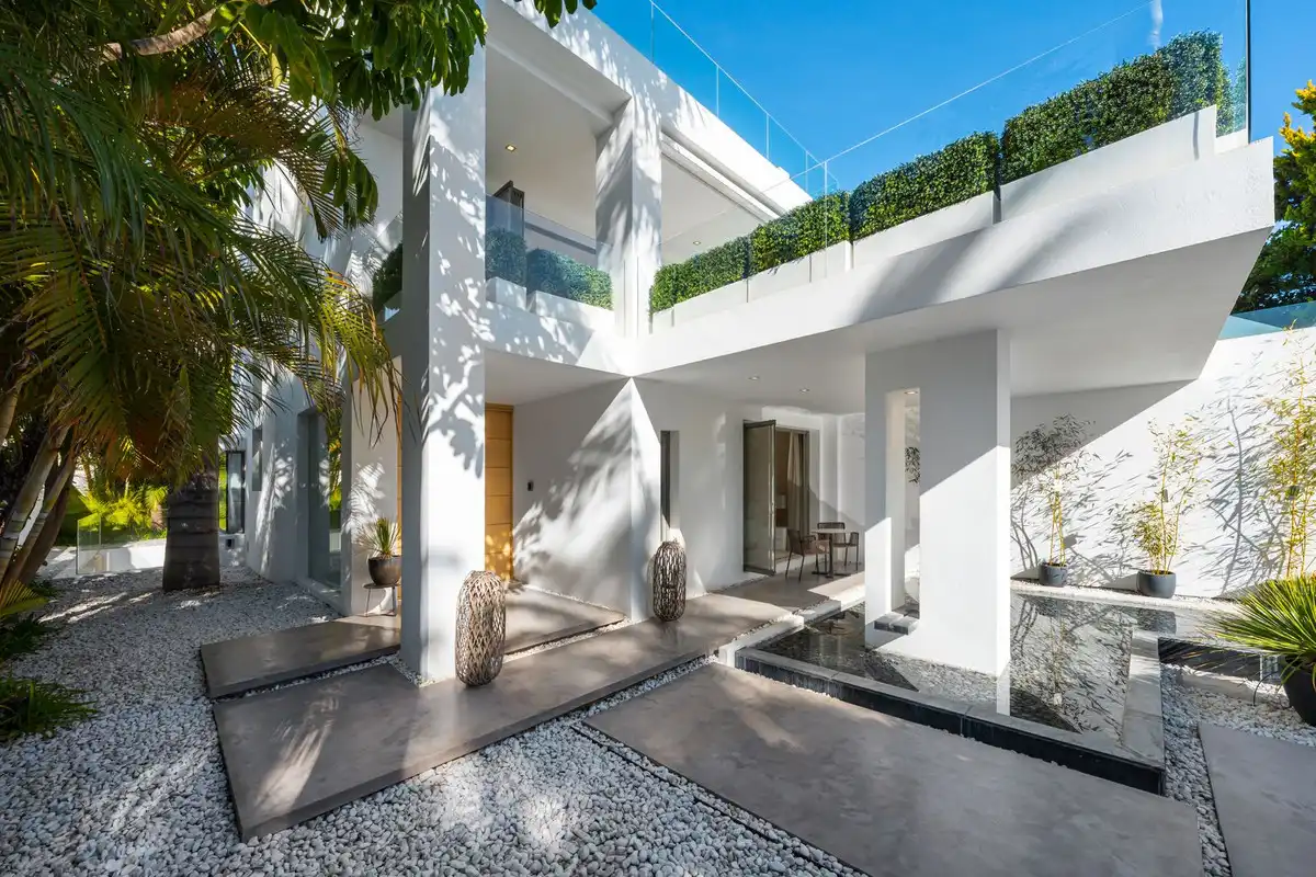 Exterior view of Detached homes for sale in Marbella  with Air Conditioner, Private garden and Terrace