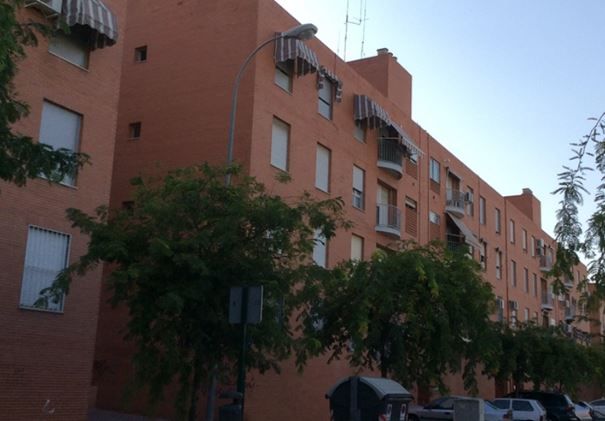 Exterior view of Flat for sale in  Granada Capital