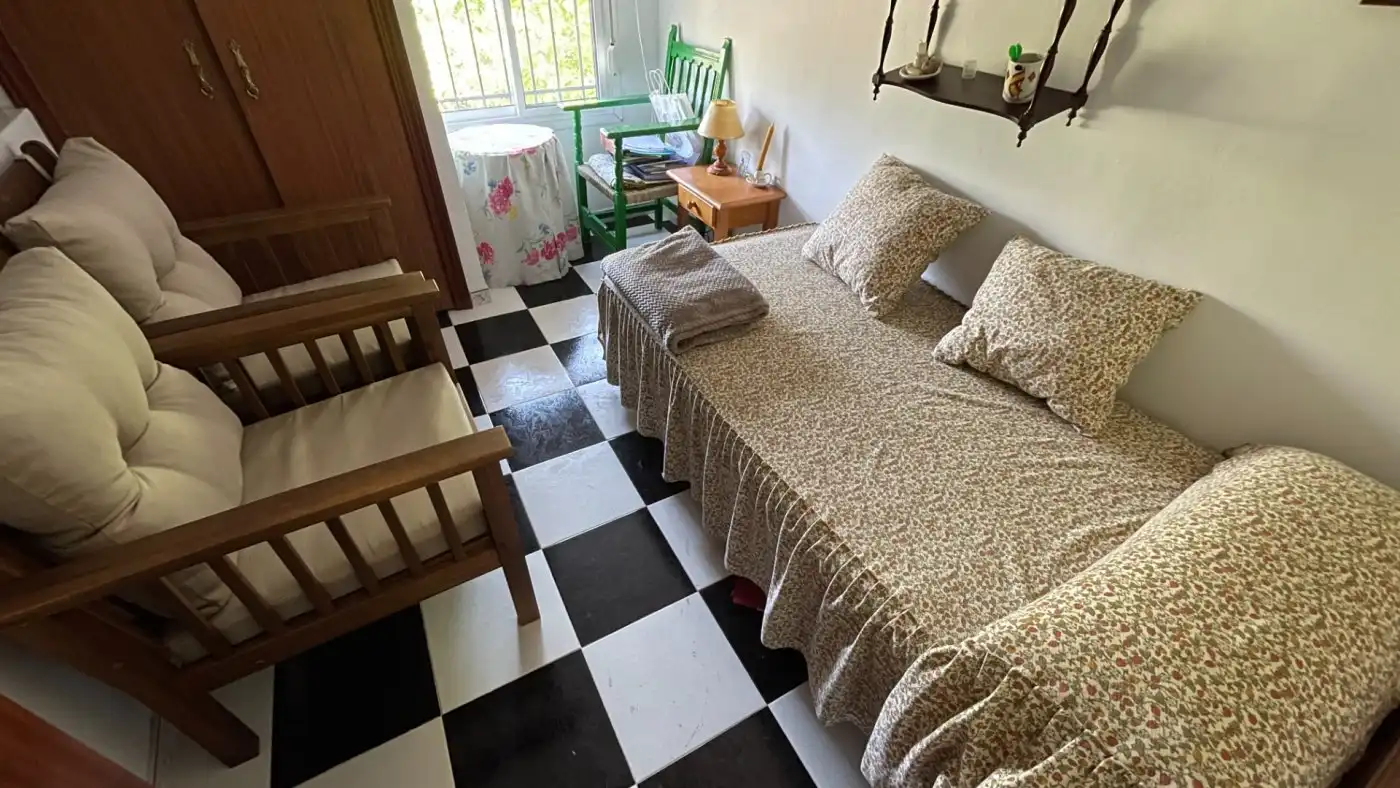 Dormitori de Casa o xalet en venda en Carcabuey amb Calefacció, Jardí privat i Terrassa