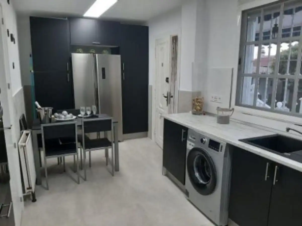 Cuina de Casa o xalet de lloguer en L'Eliana amb Aire condicionat, Jardí privat i Terrassa