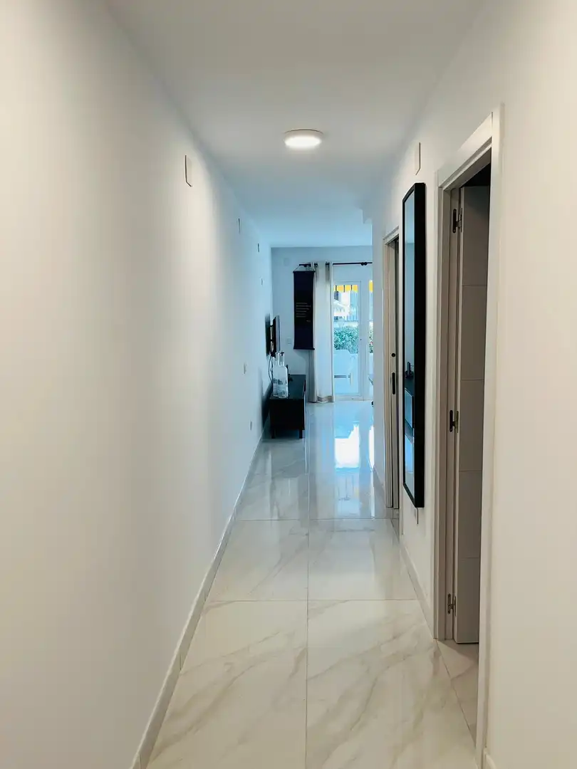 Flat for sale in Fuengirola  with Air Conditioner, Private garden and Terrace