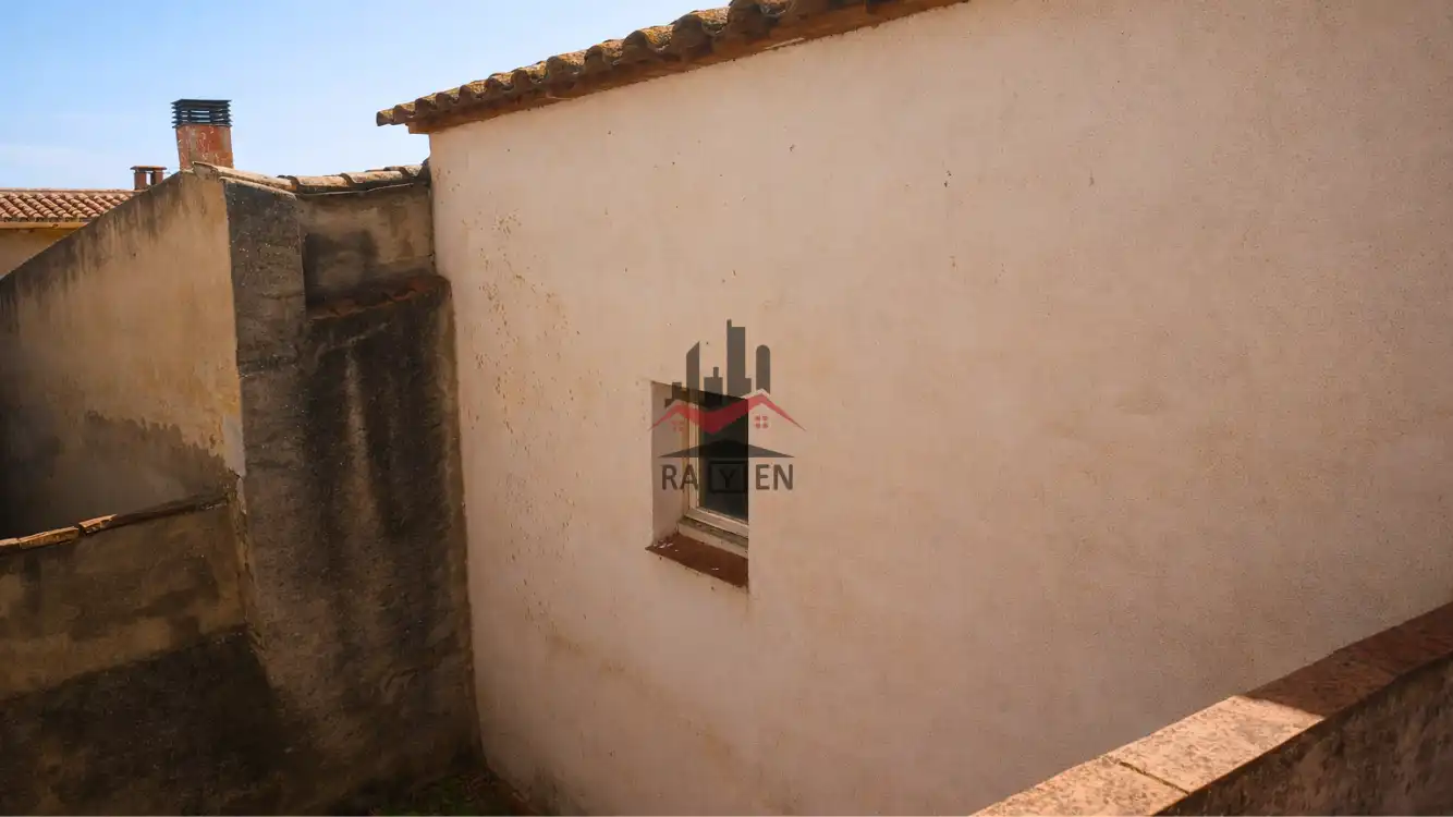 Finca rústica en venda a Cabanes (Girona)
