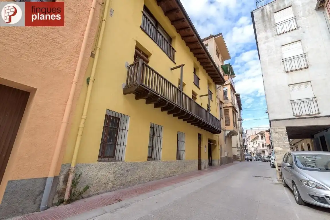 Vista exterior de Casa o xalet en venda en Organyà amb Calefacció, Traster i Balcó