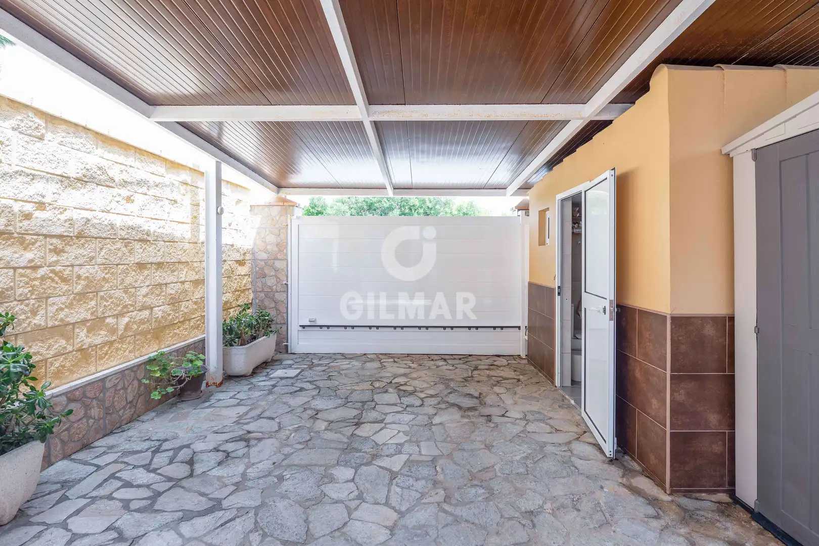 Casa o xalet en venda en Chiclana de la Frontera amb Calefacció, Jardí privat i Piscina