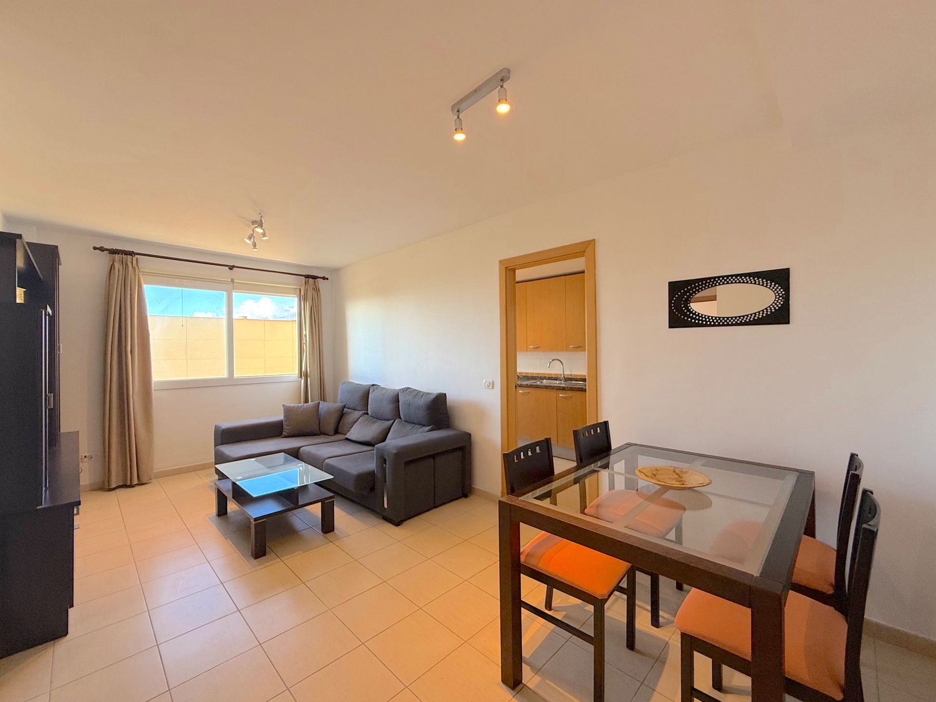 Living room of Flat to rent in  Santa Cruz de Tenerife Capital  with Storage room, Furnished and Washing machine