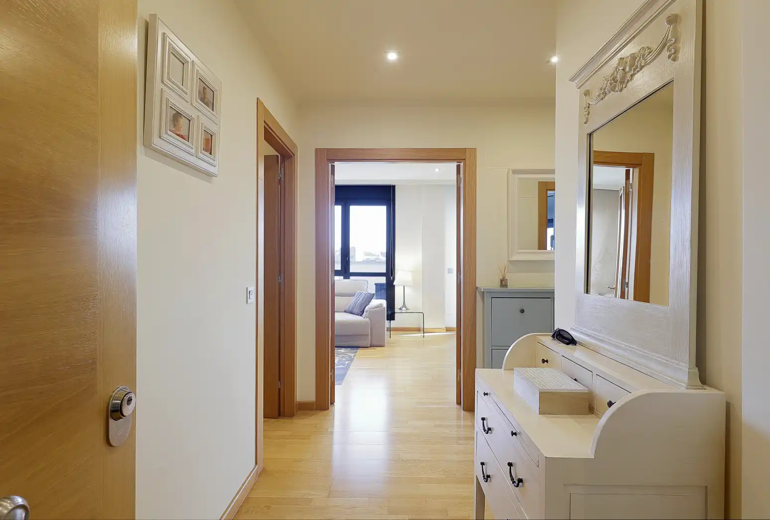 Ático en venta en Oviedo  con Calefacción, Terraza y Trastero