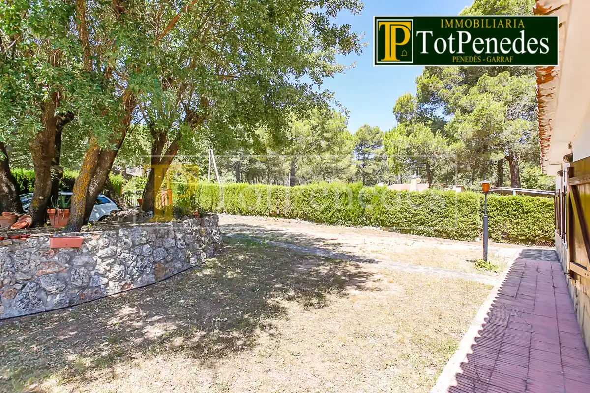 Haus oder Chalet zum Verkauf in Querol mit Heizung, Privatgarten und Abstellraum