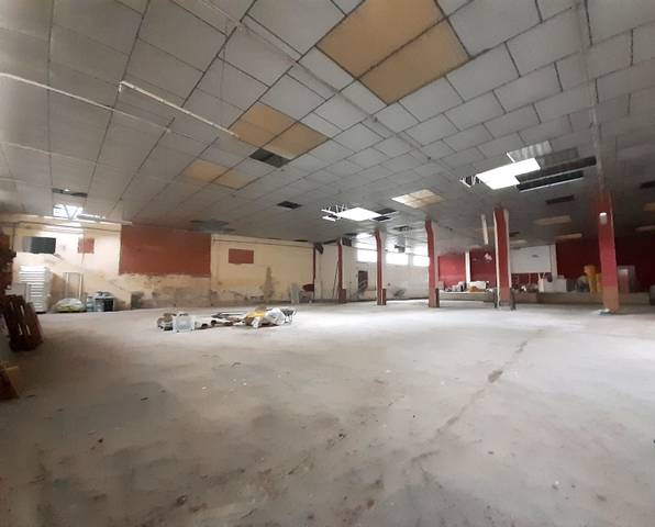 Local comercial en Venta en Barrio de Benicalap