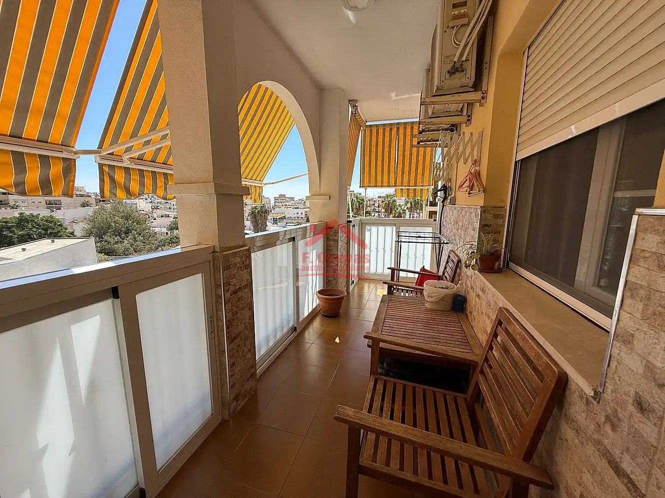 Vista exterior de Apartament en venda en Vélez-Málaga amb Jardí privat, Terrassa i Piscina