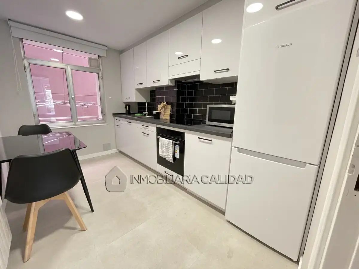 Kitchen of Flat for rent in Burgos  with Heating and Furnished