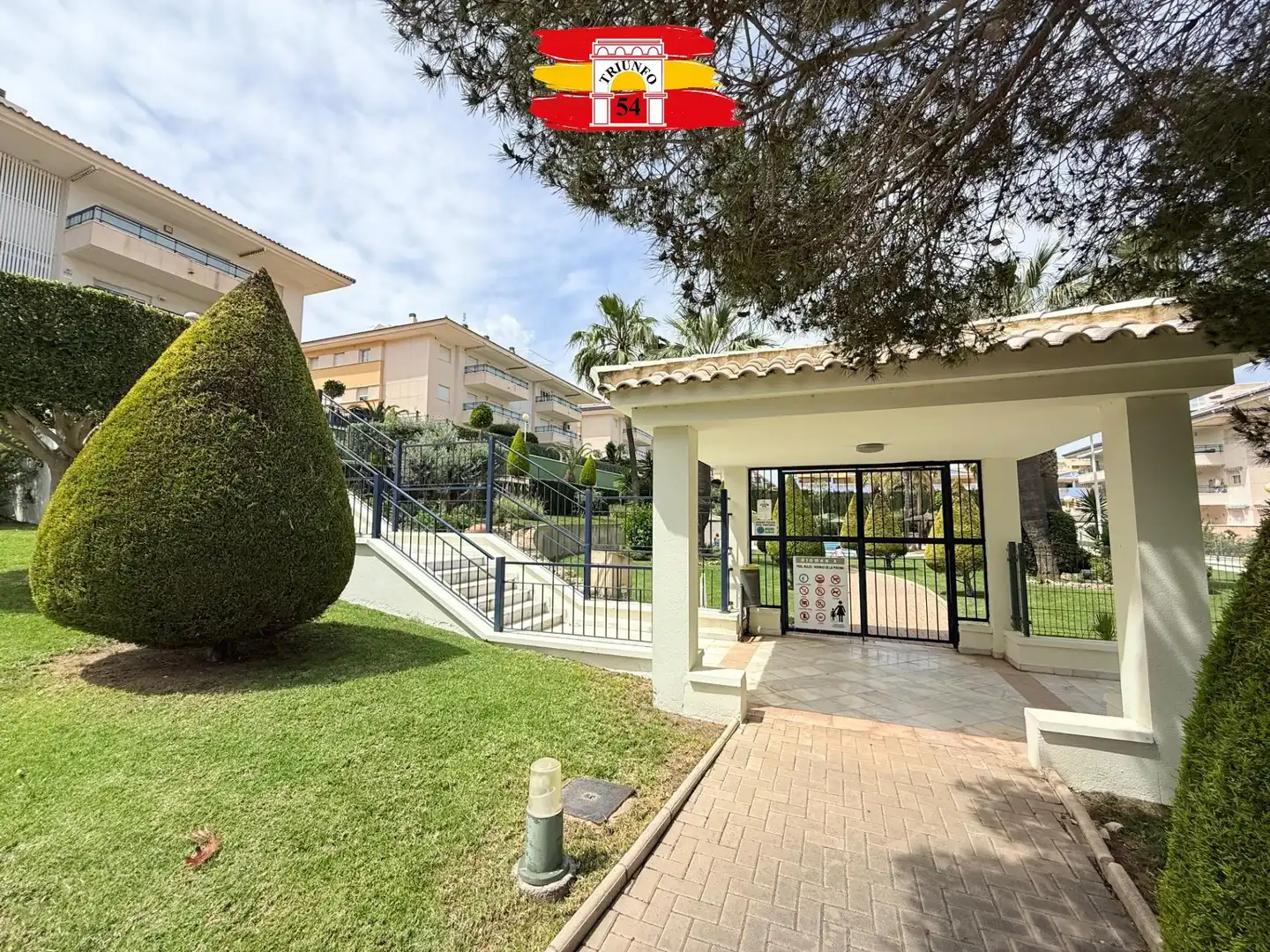 Vista exterior de Piso en venta en Pilar de la Horadada con Aire acondicionado, Jardín privado y Terraza